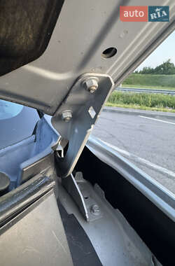 Внедорожник / Кроссовер Mitsubishi Outlander 2010 в 