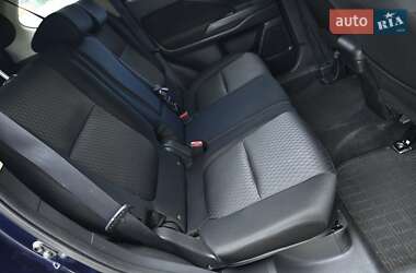 Внедорожник / Кроссовер Mitsubishi Outlander 2013 в 