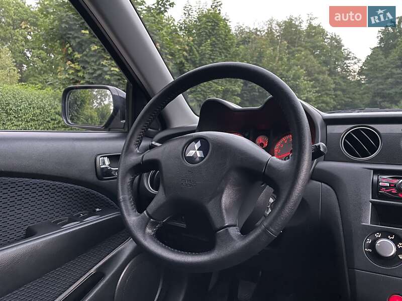 Позашляховик / Кросовер Mitsubishi Outlander 2009 в Вінниці