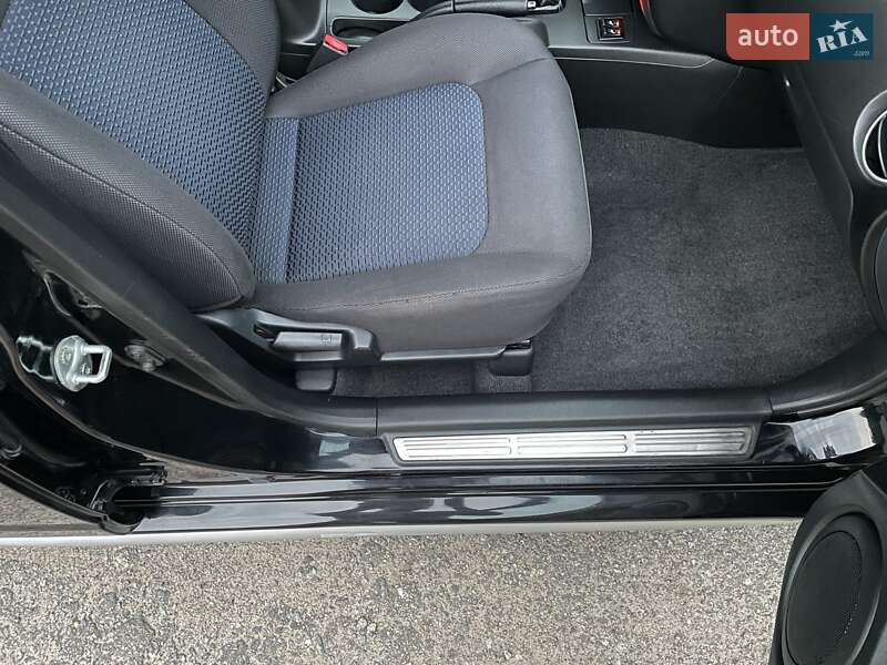 Позашляховик / Кросовер Mitsubishi Outlander 2009 в Вінниці
