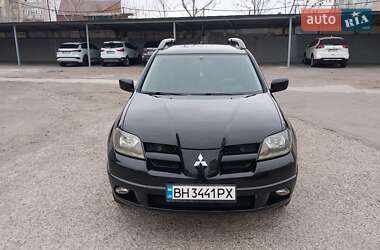Внедорожник / Кроссовер Mitsubishi Outlander 2003 в Николаеве