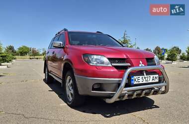 Позашляховик / Кросовер Mitsubishi Outlander 2004 в 