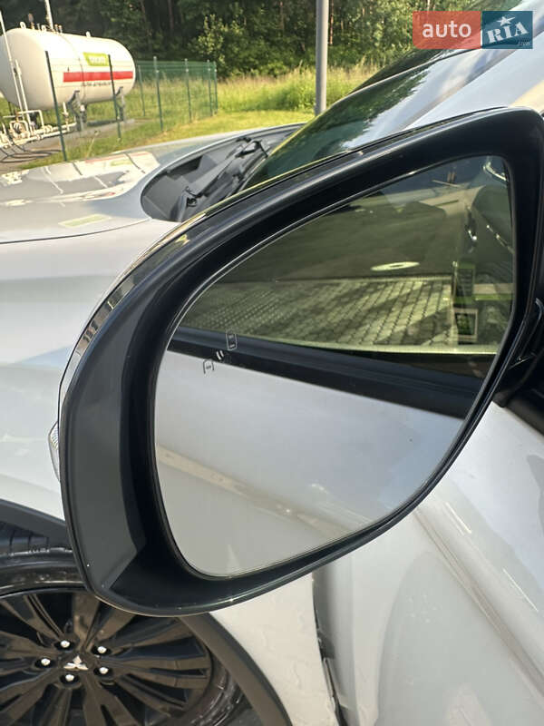 Внедорожник / Кроссовер Mitsubishi Outlander 2020 в Белой Церкви