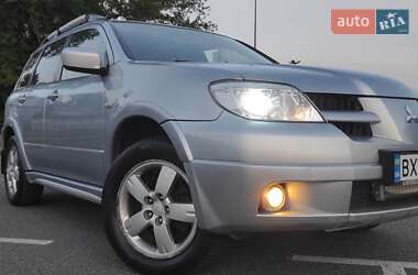 Позашляховик / Кросовер Mitsubishi Outlander 2008 в Києві