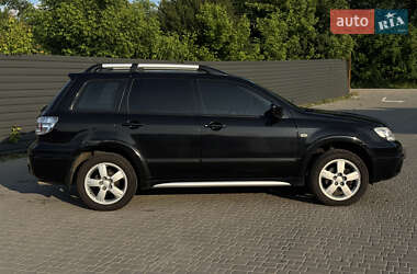 Внедорожник / Кроссовер Mitsubishi Outlander 2007 в 