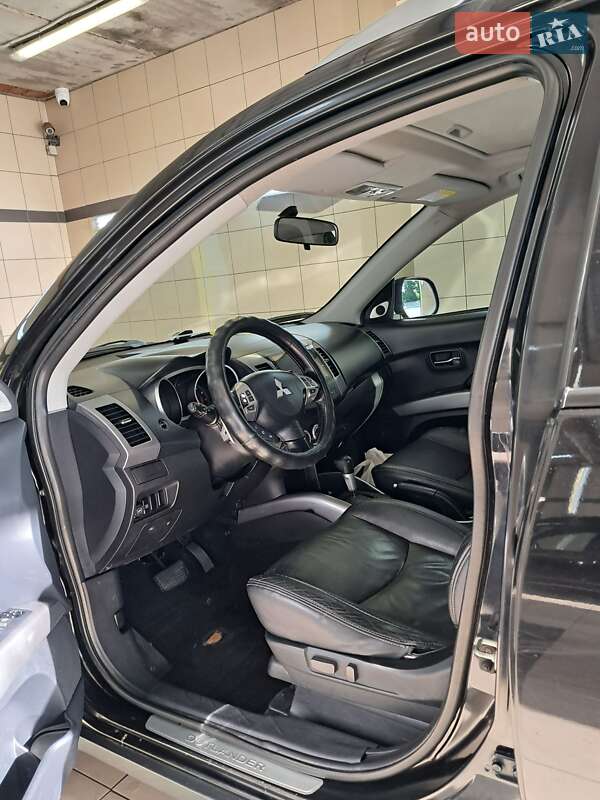Позашляховик / Кросовер Mitsubishi Outlander 2007 в Чернігові