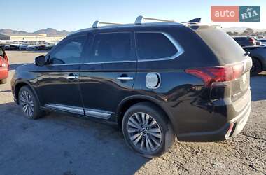 Внедорожник / Кроссовер Mitsubishi Outlander 2020 в 