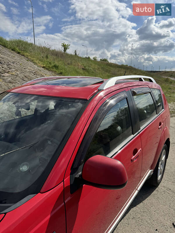 Позашляховик / Кросовер Mitsubishi Outlander 2007 в Києві