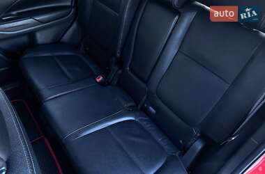 Внедорожник / Кроссовер Mitsubishi Outlander 2014 в 