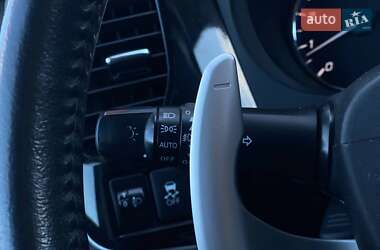 Внедорожник / Кроссовер Mitsubishi Outlander 2014 в 