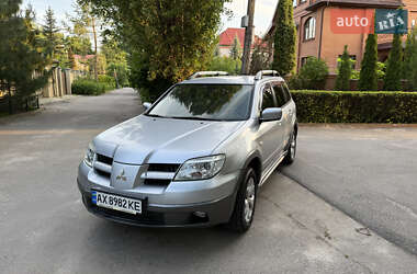 Внедорожник / Кроссовер Mitsubishi Outlander 2006 в Харькове