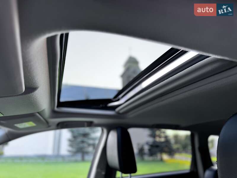 Внедорожник / Кроссовер Mitsubishi Outlander 2015 в Дрогобыче