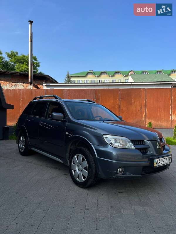 Mitsubishi Outlander 2009
