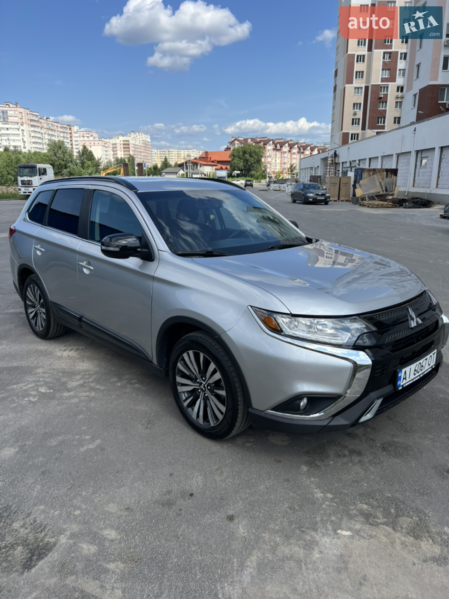 2019 Mitsubishi Outlander - мініатюра 6