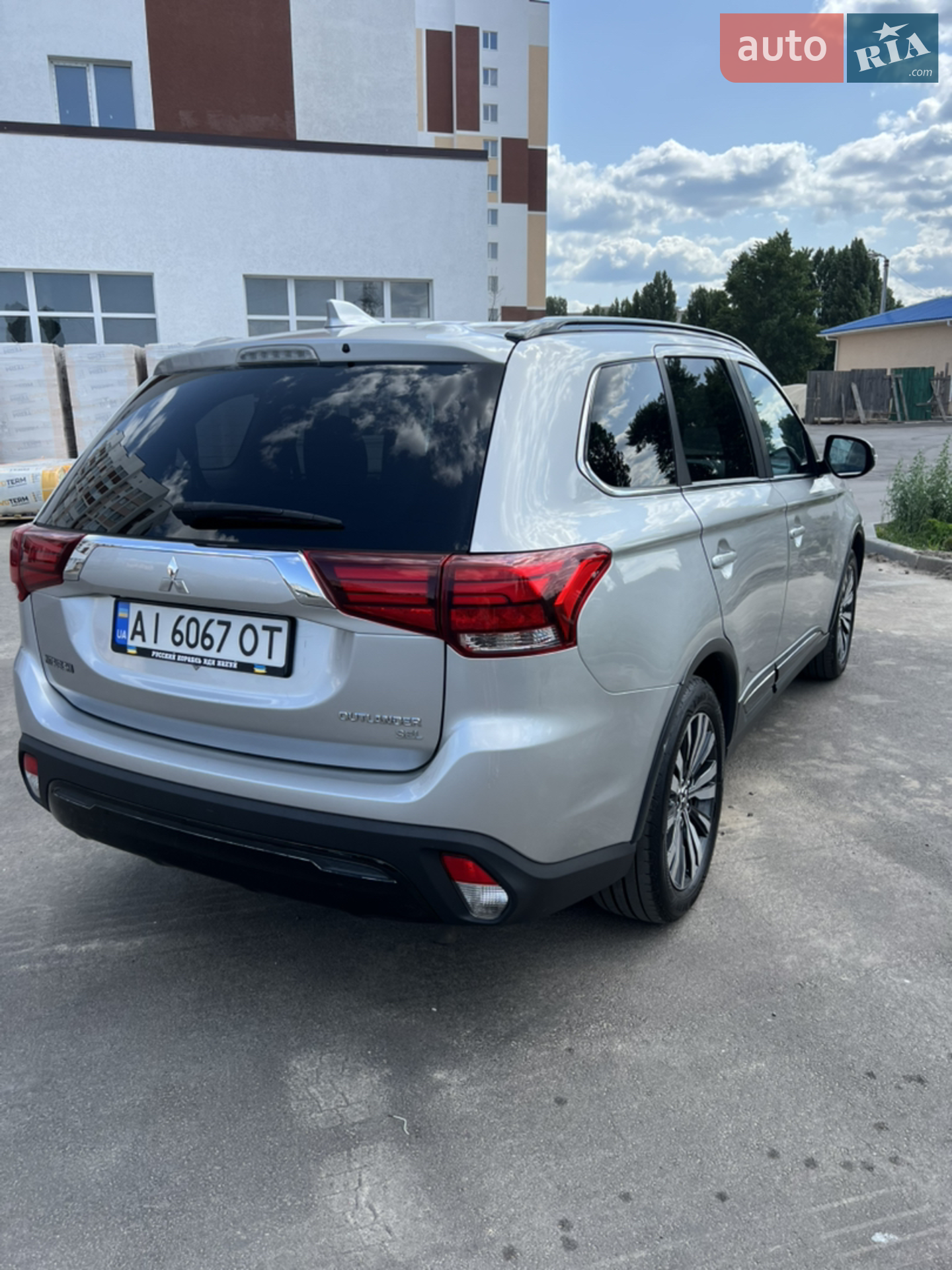 2019 Mitsubishi Outlander - мініатюра 10