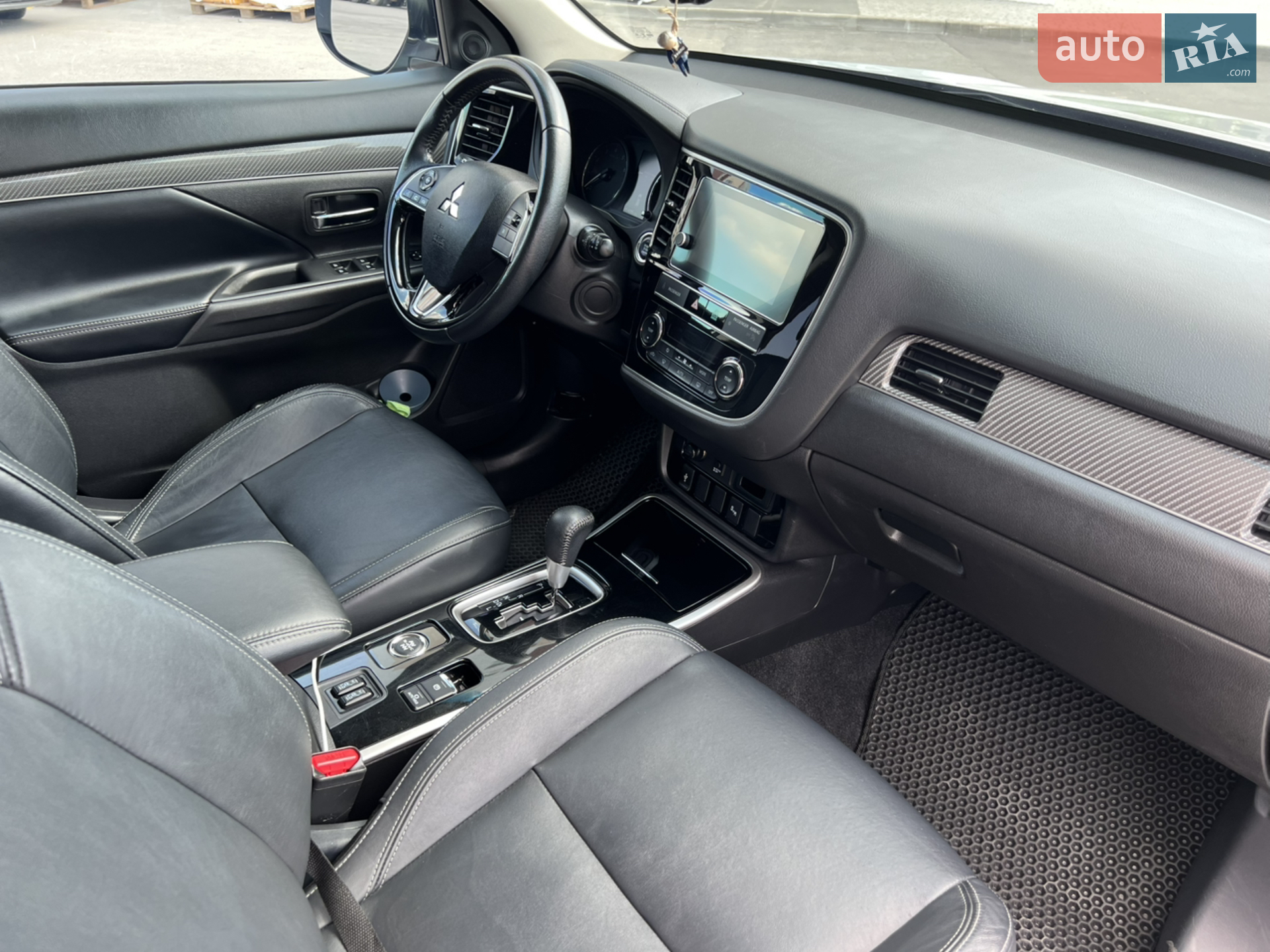 2019 Mitsubishi Outlander - мініатюра 21