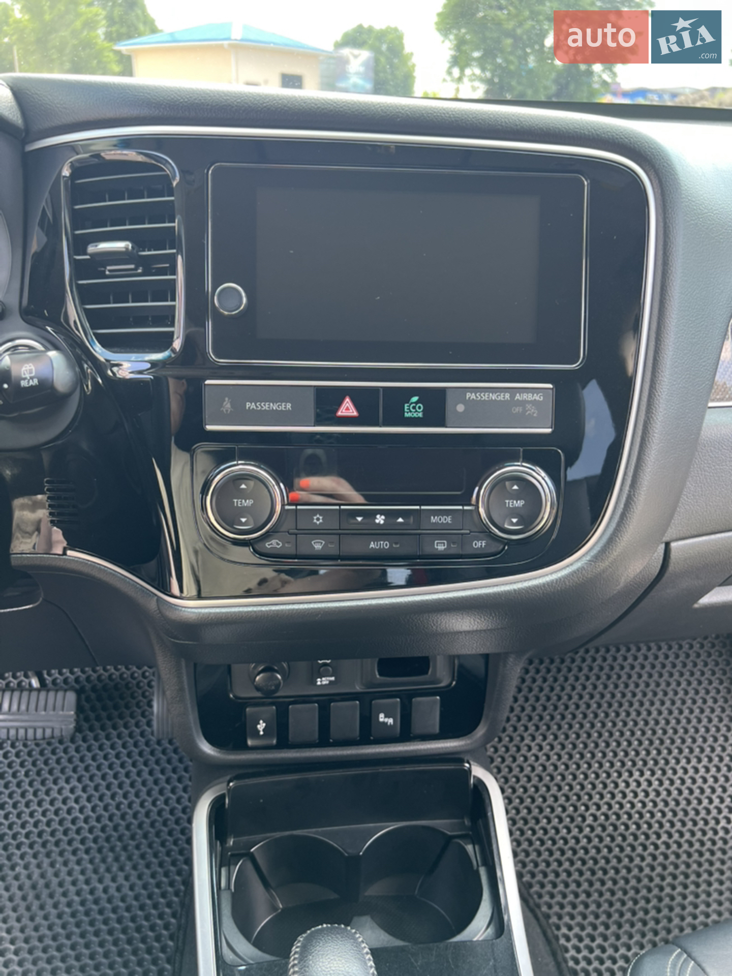 2019 Mitsubishi Outlander - мініатюра 29