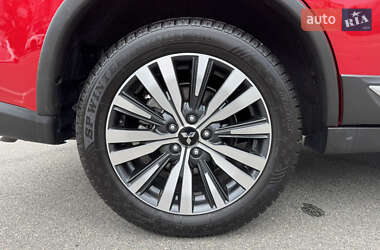 Внедорожник / Кроссовер Mitsubishi Outlander 2023 в 