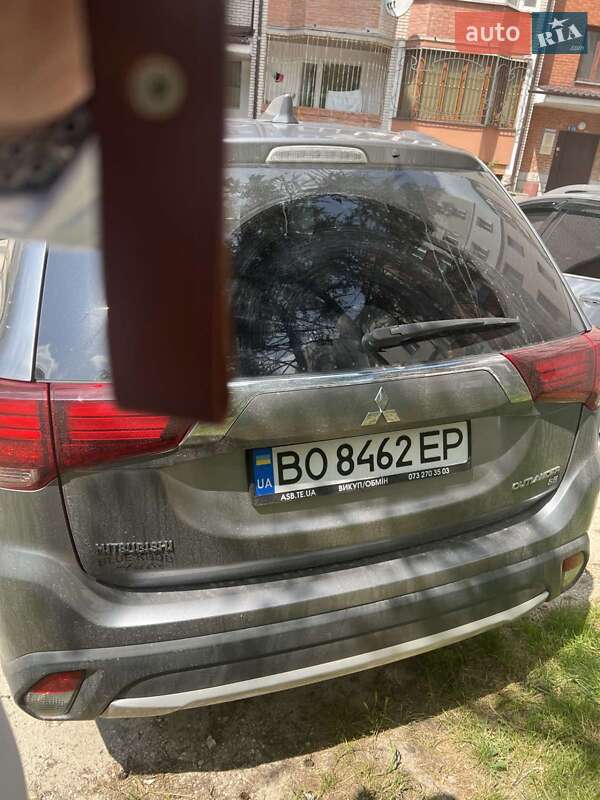 Внедорожник / Кроссовер Mitsubishi Outlander 2017 в Тернополе фото 6 Внедорожник / Кроссовер Mitsubishi Outlander 2017 в Тернополе