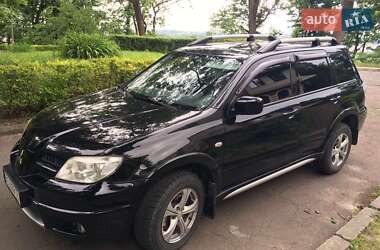 Внедорожник / Кроссовер Mitsubishi Outlander 2008 в 
