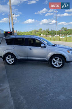 Внедорожник / Кроссовер Mitsubishi Outlander 2007 в 