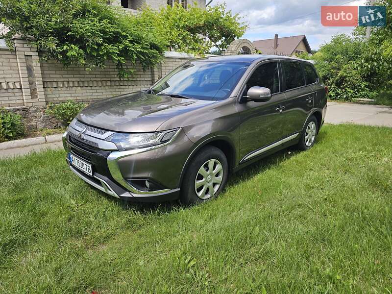 Позашляховик / Кросовер Mitsubishi Outlander 2021 в Білій Церкві