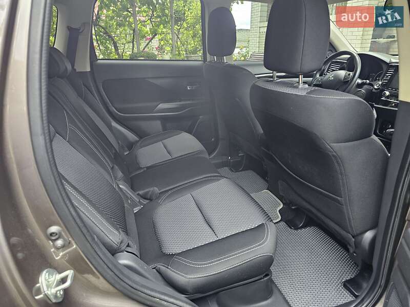 Позашляховик / Кросовер Mitsubishi Outlander 2021 в Білій Церкві