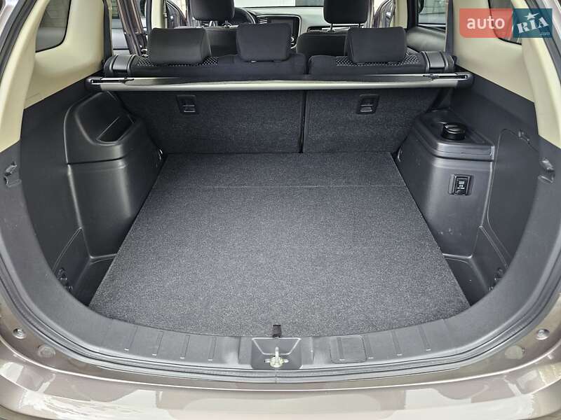 Позашляховик / Кросовер Mitsubishi Outlander 2021 в Білій Церкві