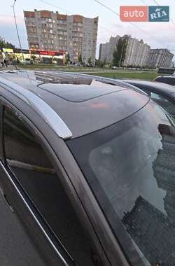 Внедорожник / Кроссовер Mitsubishi Outlander 2015 в 