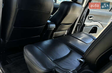 Внедорожник / Кроссовер Mitsubishi Outlander 2008 в 