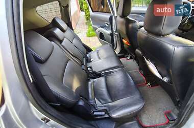 Внедорожник / Кроссовер Mitsubishi Outlander 2009 в 