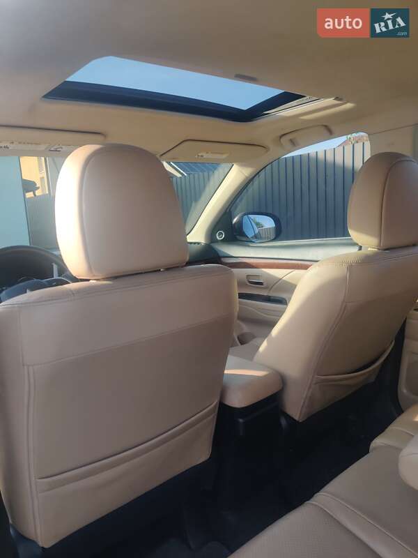 Внедорожник / Кроссовер Mitsubishi Outlander 2013 в Киеве