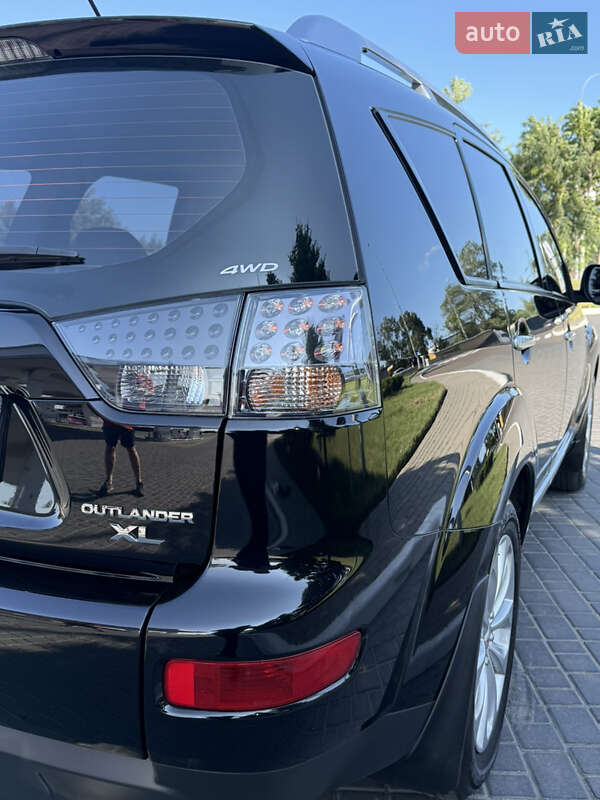 Позашляховик / Кросовер Mitsubishi Outlander 2008 в Одесі
