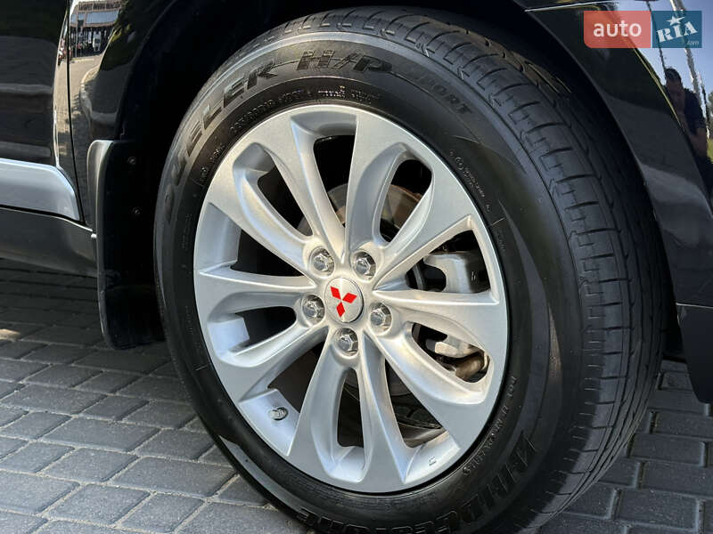 Позашляховик / Кросовер Mitsubishi Outlander 2008 в Одесі