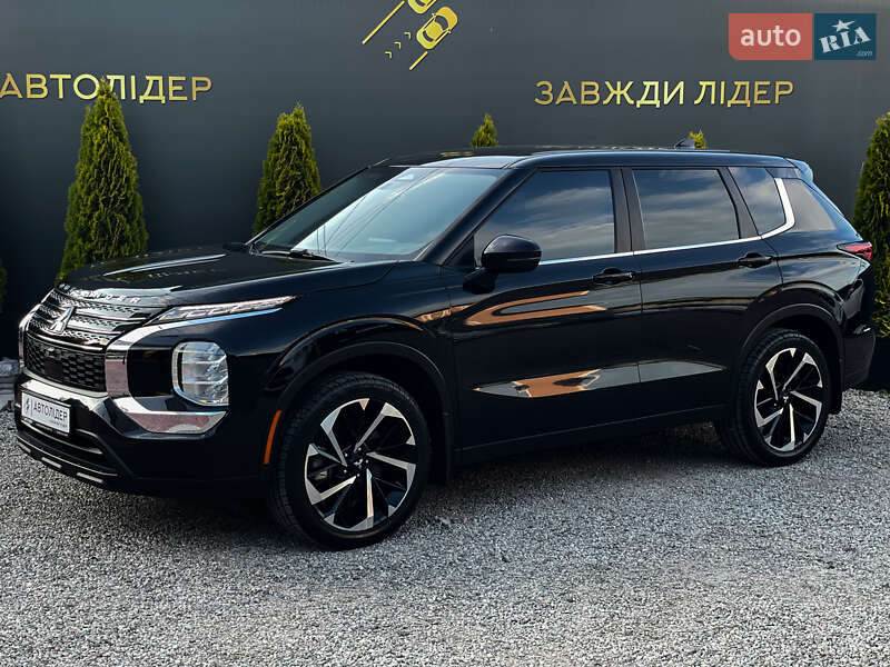 Внедорожник / Кроссовер Mitsubishi Outlander 2022 в Одессе