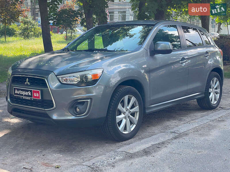 Mitsubishi Outlander 2015