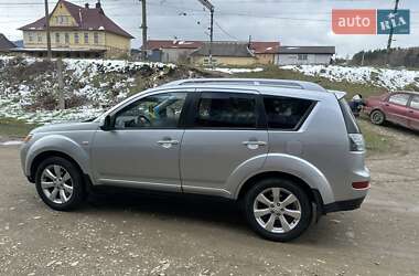 Внедорожник / Кроссовер Mitsubishi Outlander 2006 в 