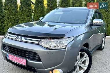 Внедорожник / Кроссовер Mitsubishi Outlander 2013 в Трускавце