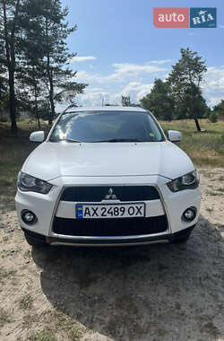 Позашляховик / Кросовер Mitsubishi Outlander 2011 в Харкові