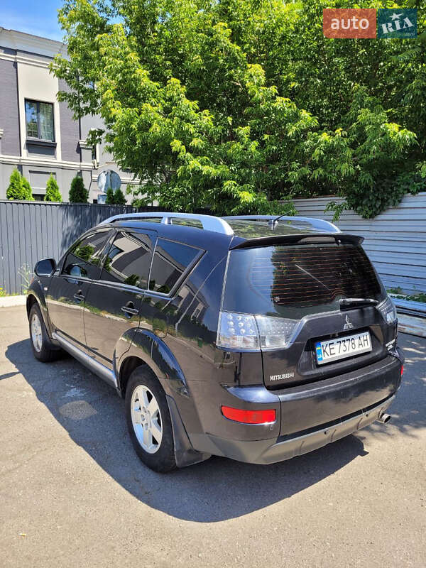 Внедорожник / Кроссовер Mitsubishi Outlander 2008 в Днепре