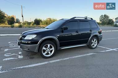 Внедорожник / Кроссовер Mitsubishi Outlander 2006 в Киеве