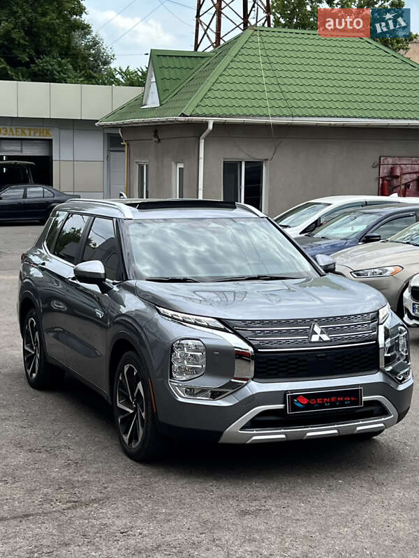 Внедорожник / Кроссовер Mitsubishi Outlander 2023 в Одессе фото 4 Внедорожник / Кроссовер Mitsubishi Outlander 2023 в Одессе