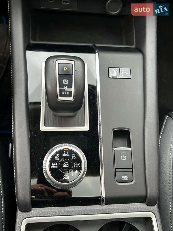 Внедорожник / Кроссовер Mitsubishi Outlander 2023 в Одессе фото 41 Внедорожник / Кроссовер Mitsubishi Outlander 2023 в Одессе