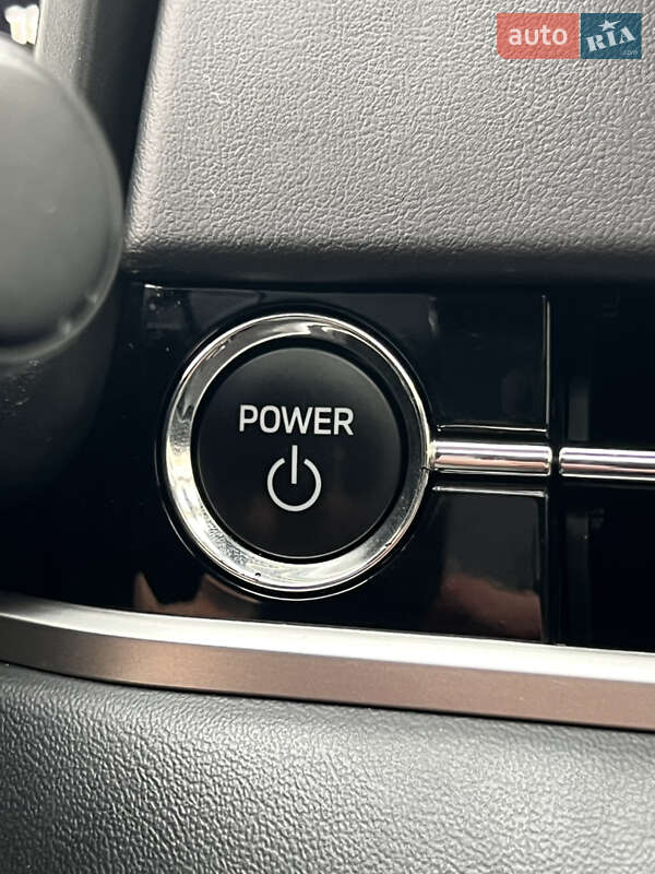 Внедорожник / Кроссовер Mitsubishi Outlander 2023 в Одессе фото 46 Внедорожник / Кроссовер Mitsubishi Outlander 2023 в Одессе