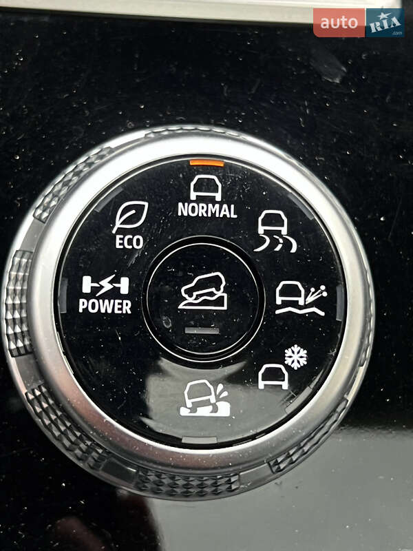 Внедорожник / Кроссовер Mitsubishi Outlander 2023 в Одессе фото 54 Внедорожник / Кроссовер Mitsubishi Outlander 2023 в Одессе