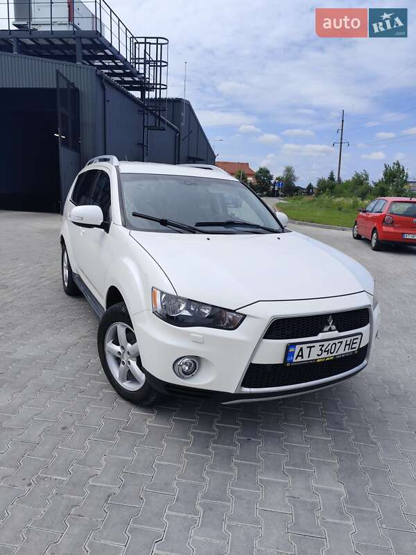 Mitsubishi Outlander 2010
