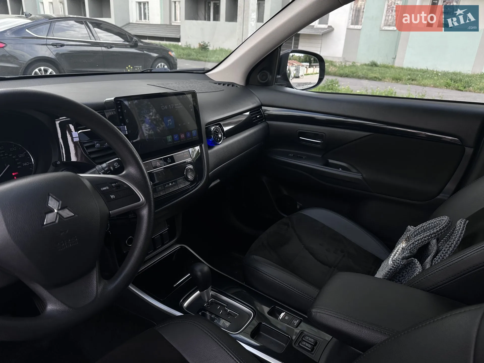 2018 Mitsubishi Outlander - мініатюра 16