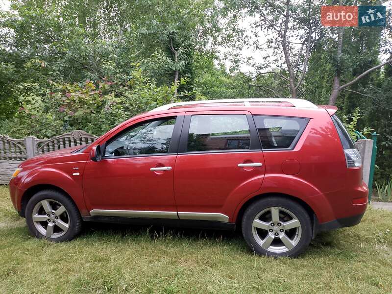 Mitsubishi Outlander 2008