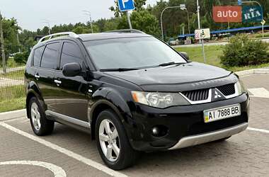 Внедорожник / Кроссовер Mitsubishi Outlander 2008 в Киеве
