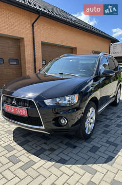Позашляховик / Кросовер Mitsubishi Outlander 2010 в 